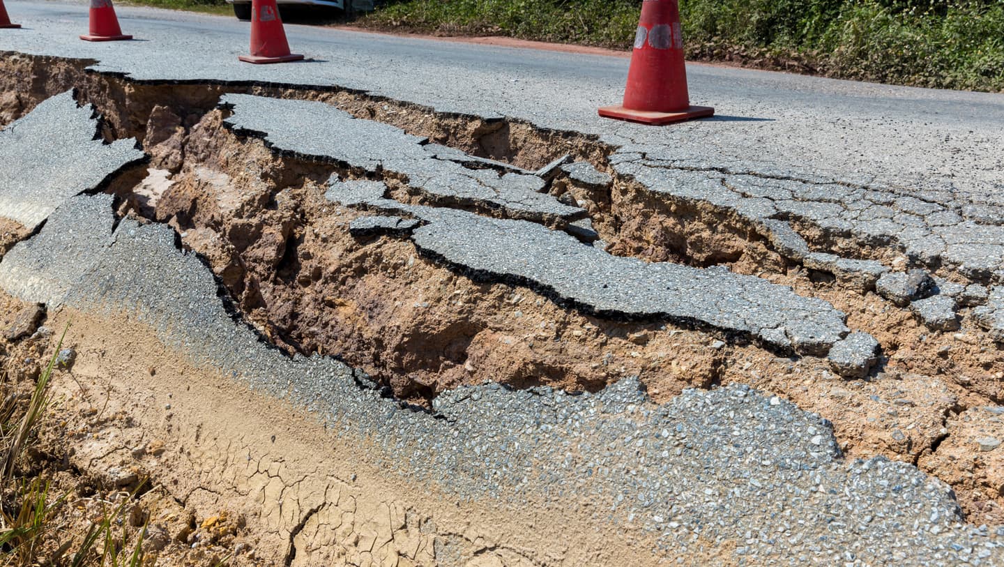 災害時の道路の状況イメージ写真