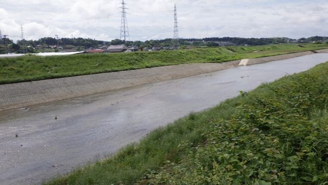 河川工事（河道掘削）谷田川筋の施工後写真