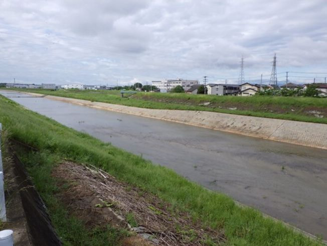 河川工事（河道掘削）谷田川筋の施工後写真